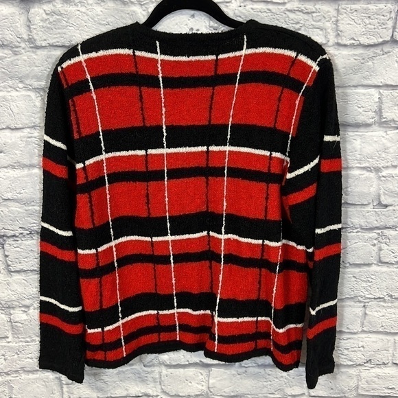 Vintage SEGUE sweater. size medium. plaid black/red/white striped - Picture 6 of 10